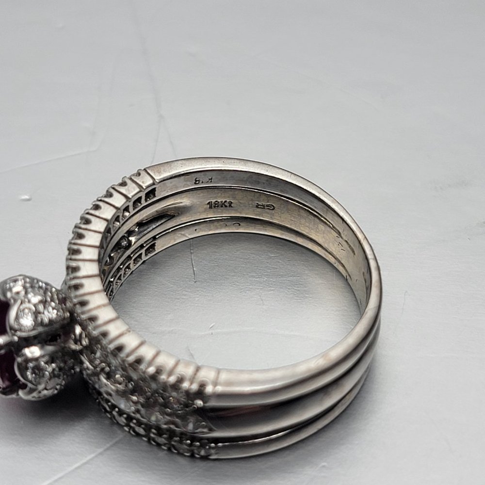 18K white gold Ruby and Diamond Ring - Picture 9 of 11
